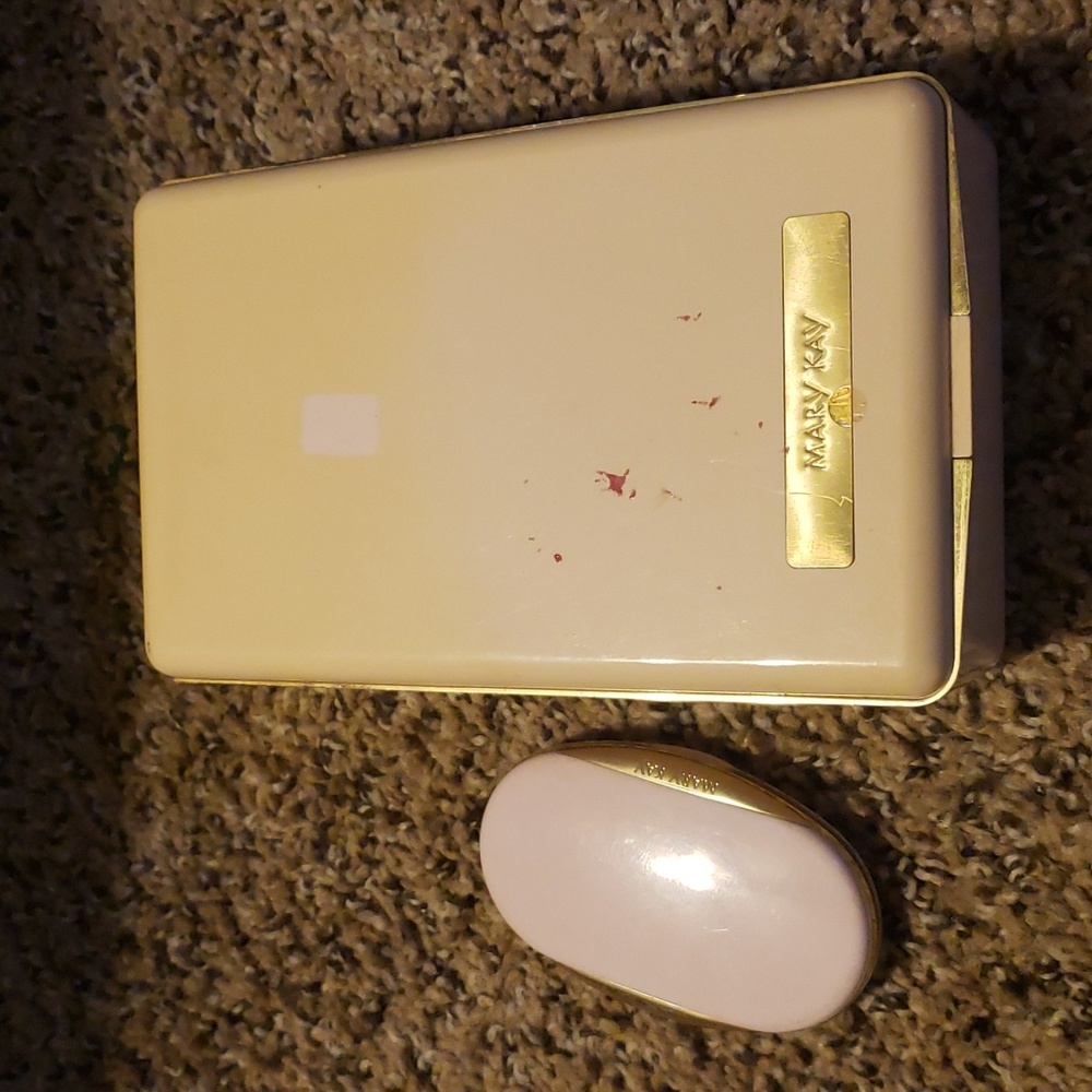 Vintage Mary Kay makeup box case & compact w/ shadows